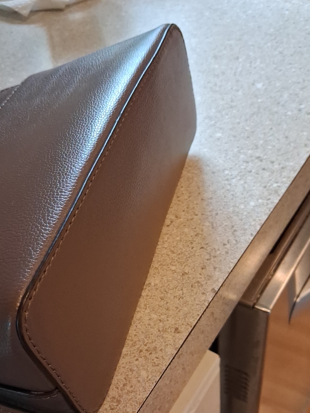 Kate Spade Brown Leather Crossbody Bag with Card Holder - Picture 10 of 10